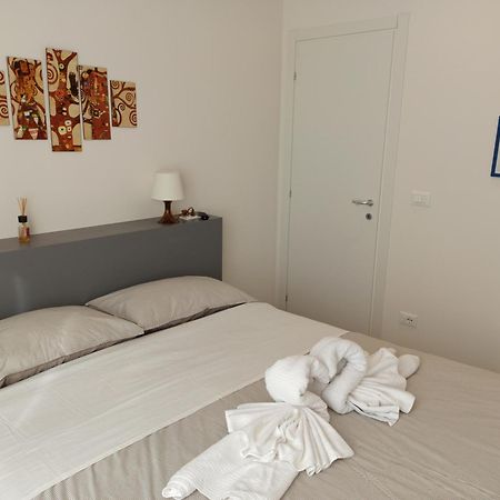 Ferienwohnung Marconi Dreams Bologna Zimmer foto